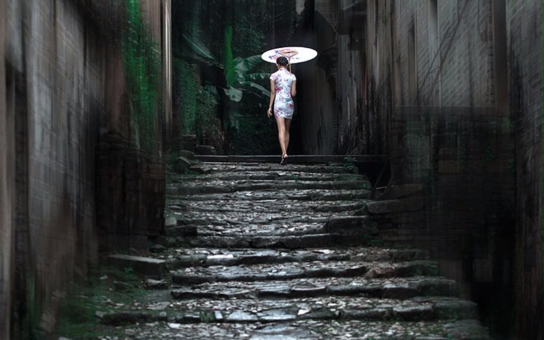 黄冈哪些巷子有姑娘，麻城到武汉电脑托运怎么样，雨巷一共有多少字