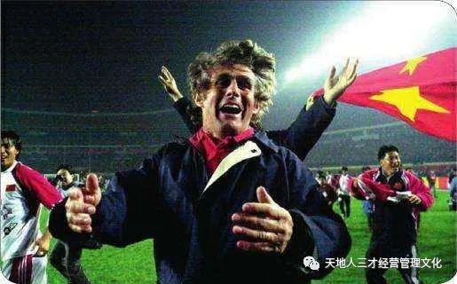 800元一炮的消费迷思:当代青年的欲望经济学