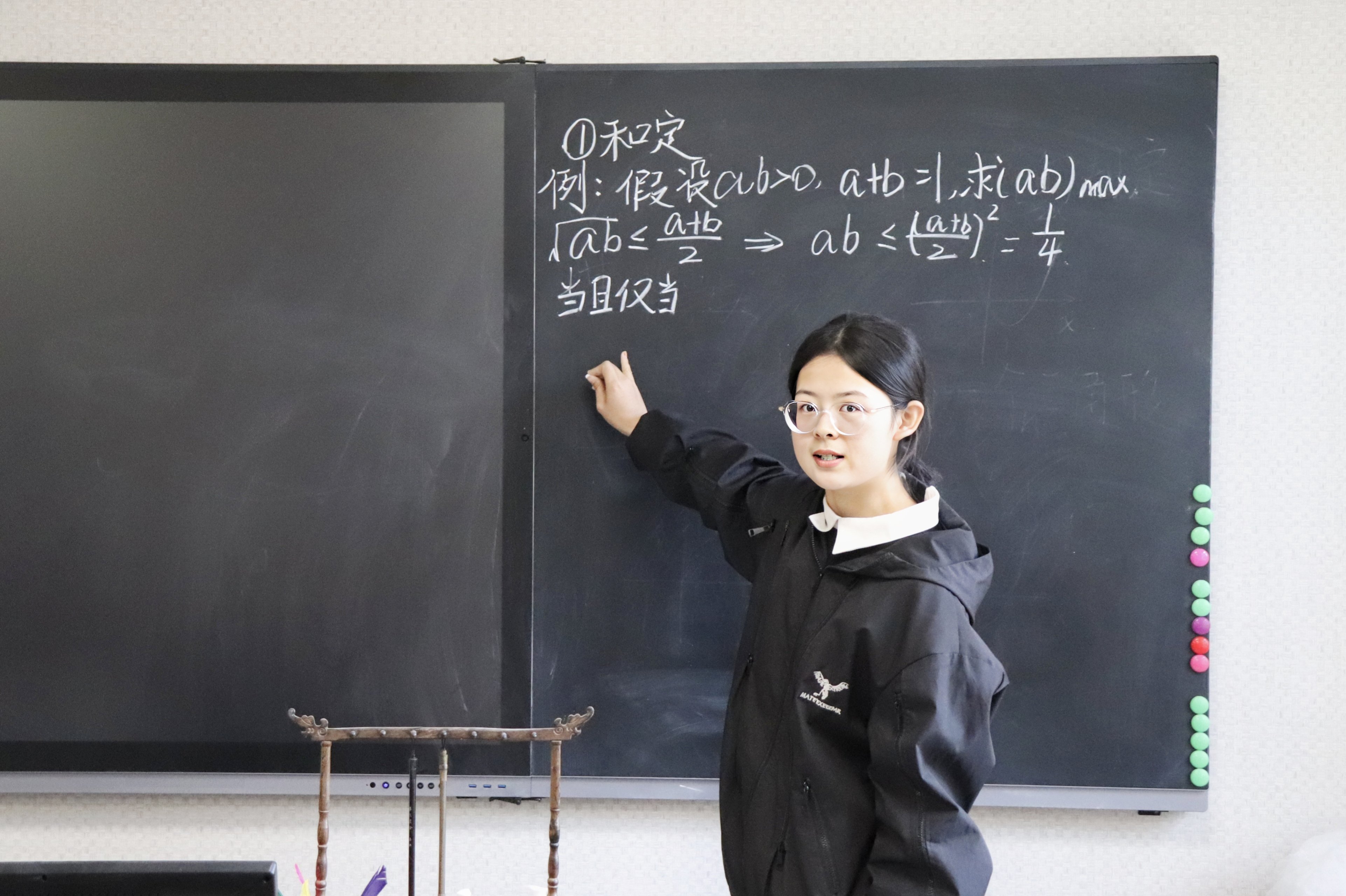 近日,有报道称:信阳师范东门交易是什么?全面解析与实用指南