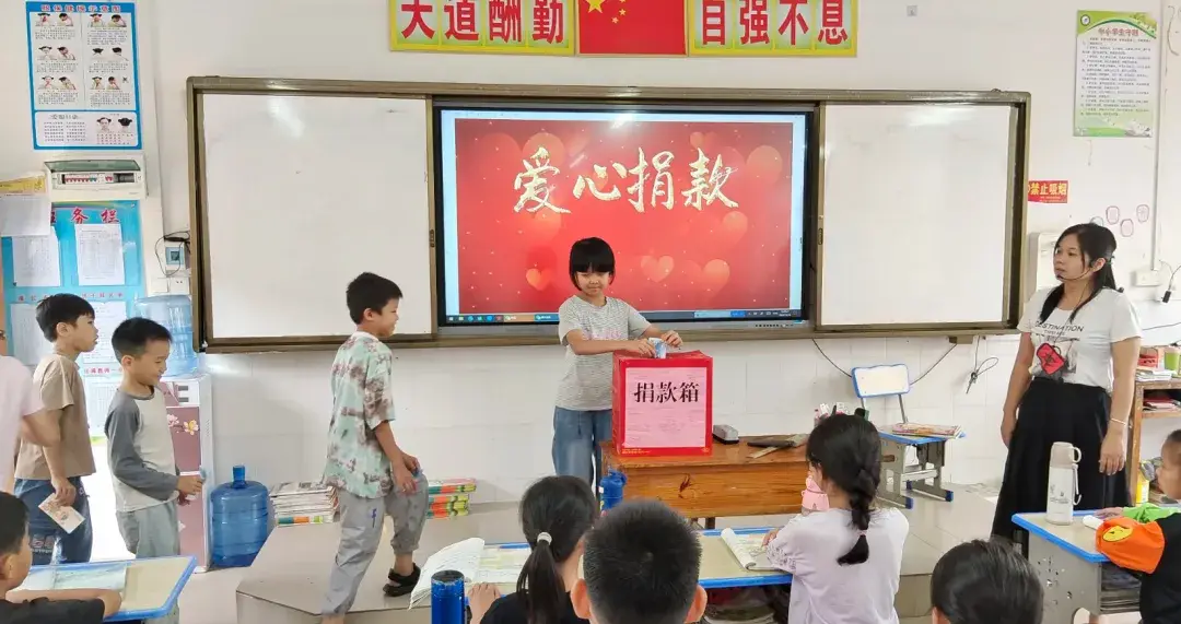 四大家族捐钱捐地，能否解决香港社会深层次矛盾？...