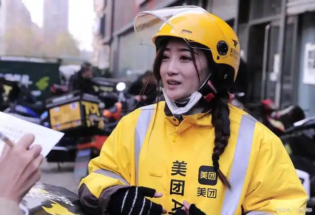美团叫小姐服务靠谱吗以及美团客服电话和收费情况解析