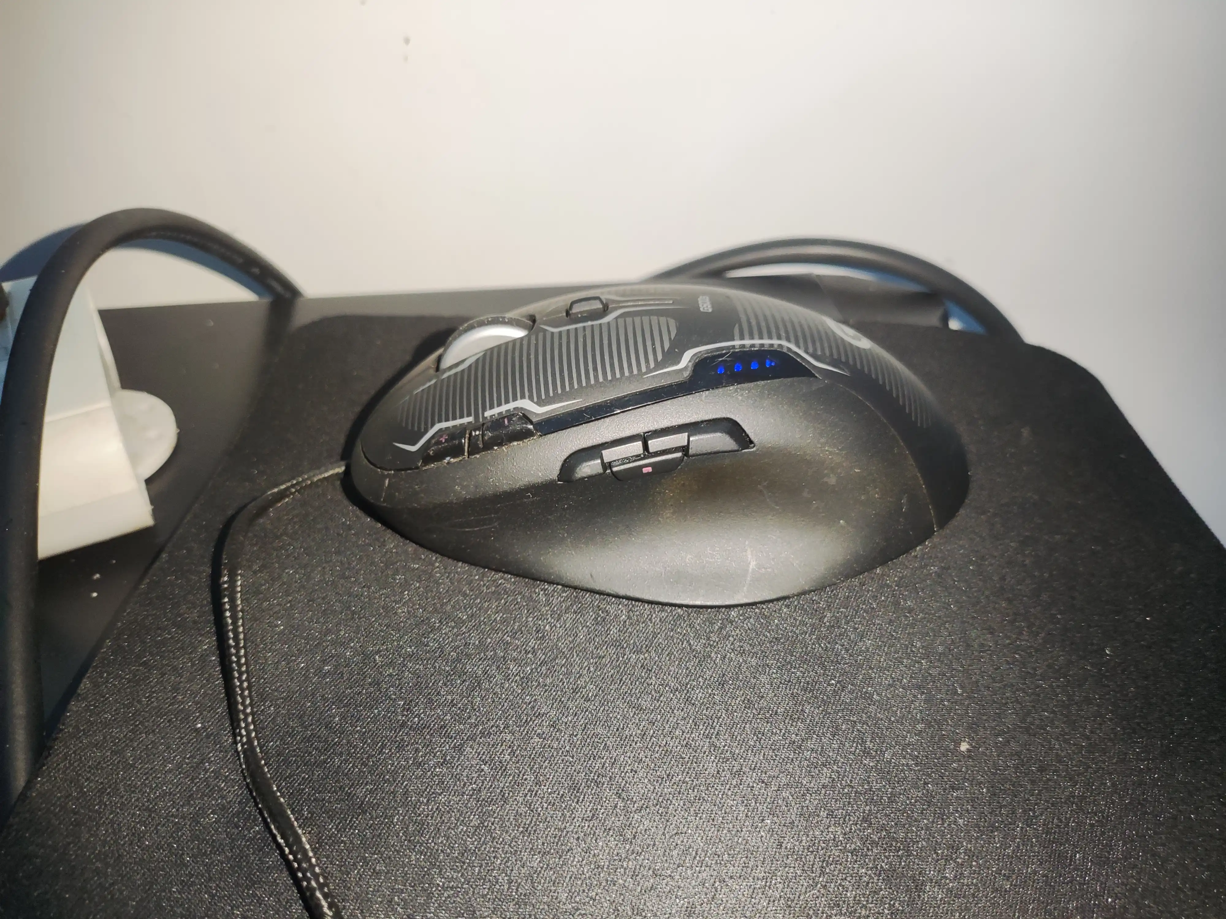 罗技G502 X与G502区别 G502 Hero和普通版差异