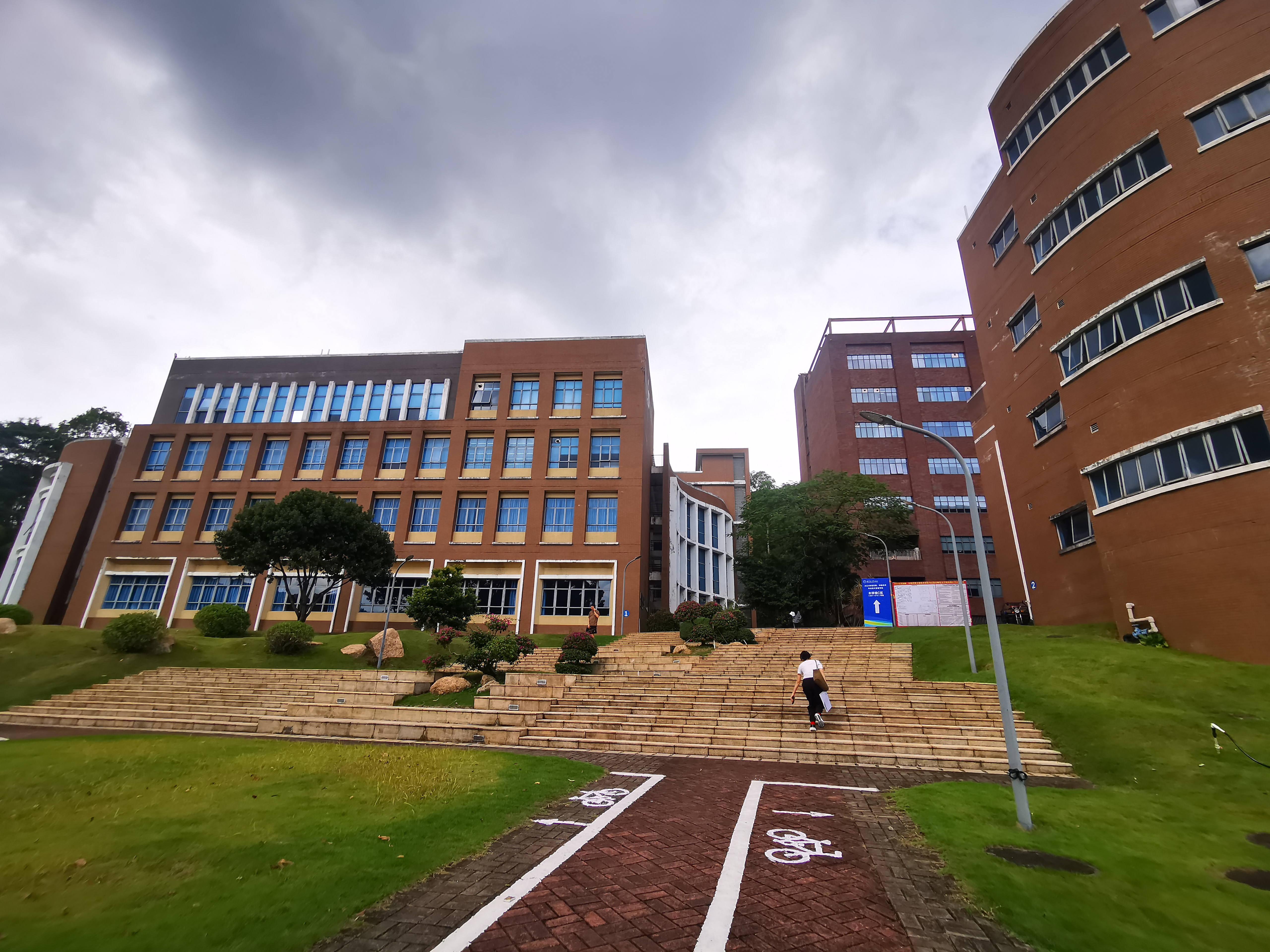 经验分享:菜园街搞一次多少钱 2025年实测价格与避坑指南