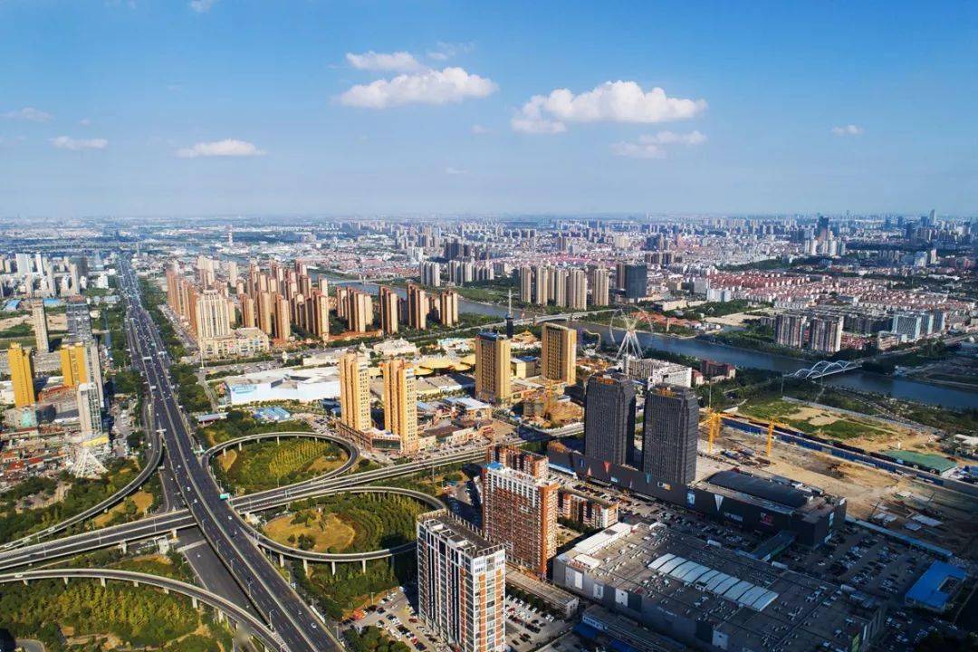 最新法律规定显示,南通港闸万达广场A6公寓值得投资吗?居住体验与市场前景深度解析