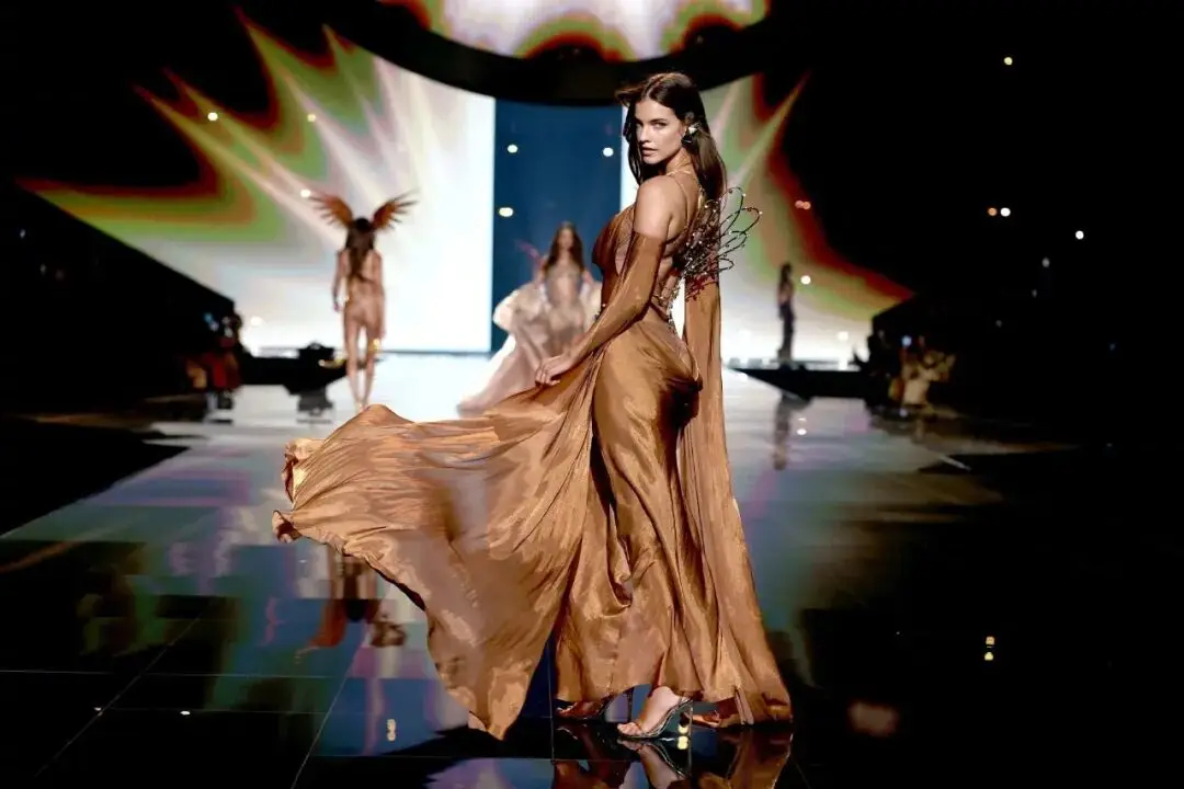 如何零成本预约空降大秀？_解密全球50场免费高定下载攻略