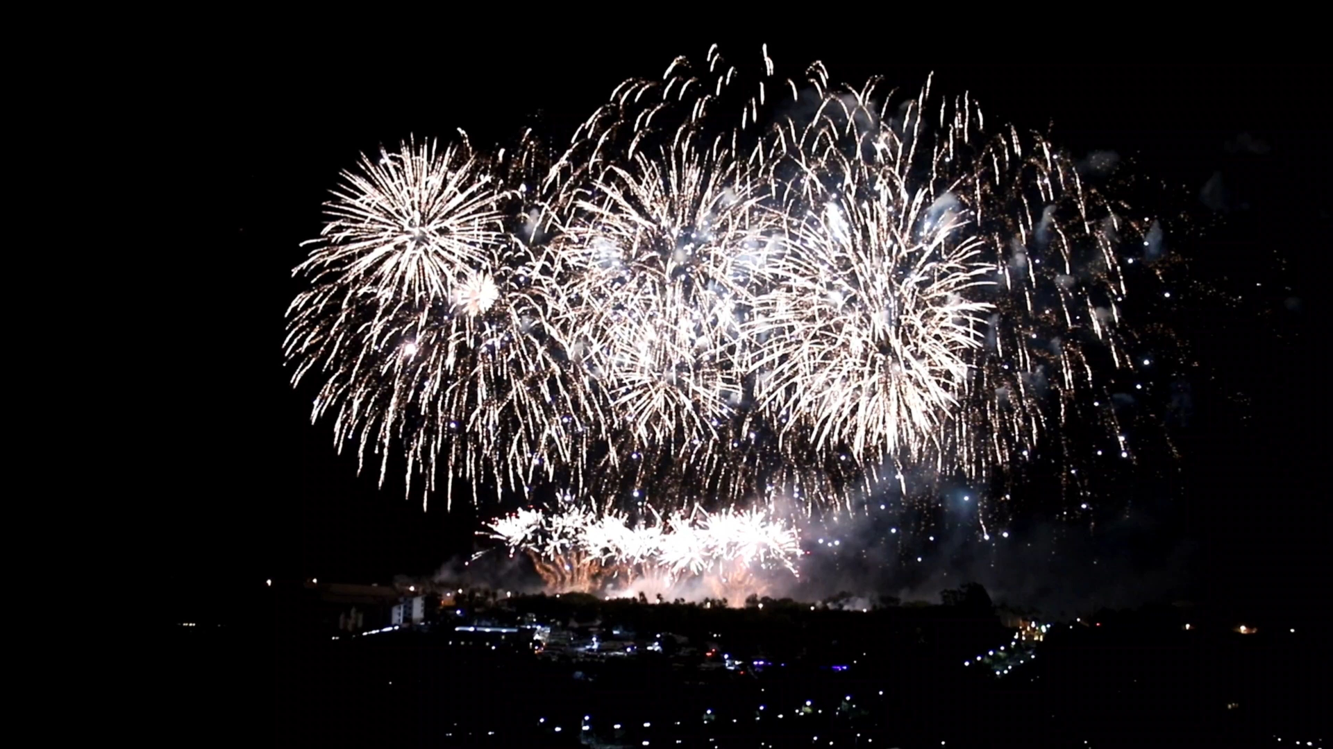 重庆巷子里的烟火人生：3500字走街串巷攻略