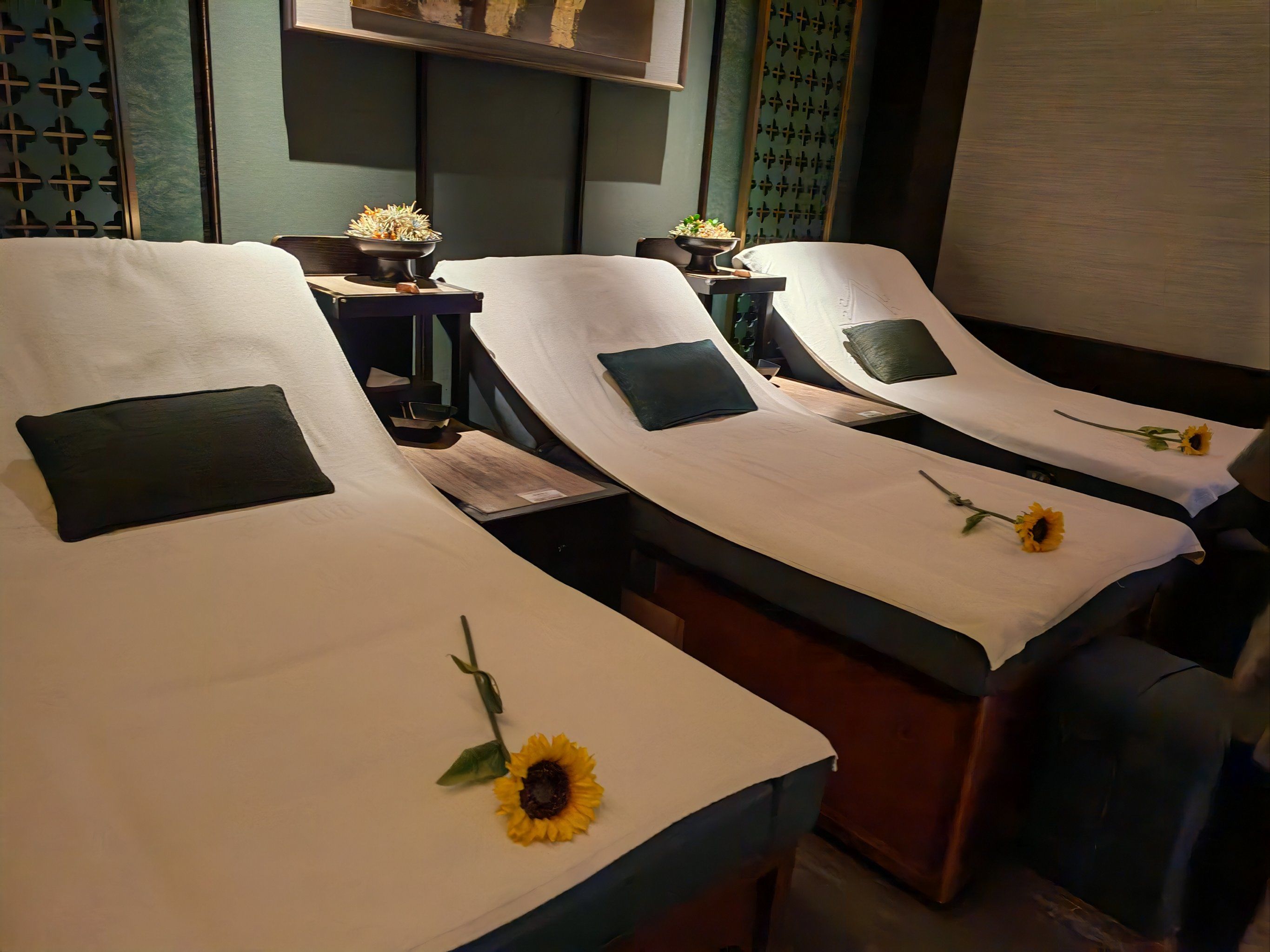 足疗店隐性消费暗语揭秘及价格全攻略，如何聪明避雷不踩坑