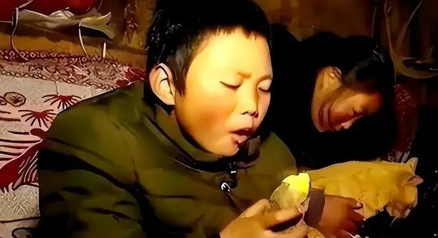 关心“冰花男孩”,更应关心乡村教育...
