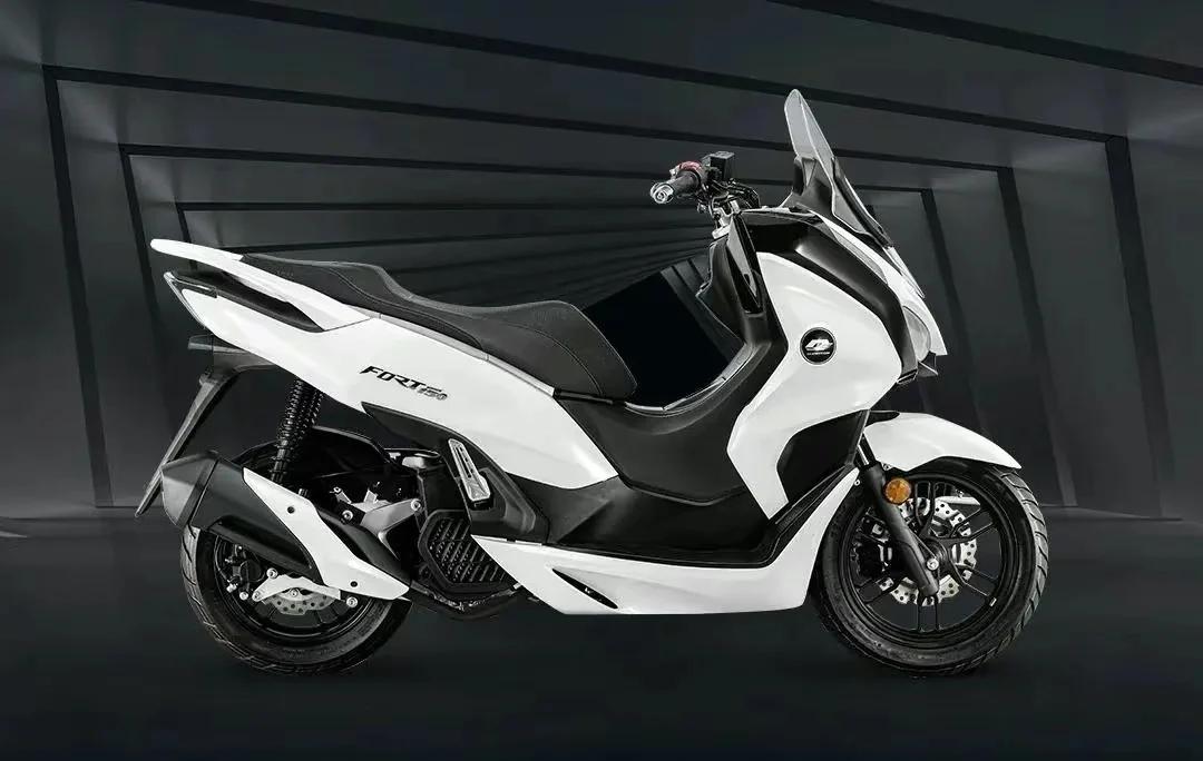 重庆城中村150元快餐现象观察：市井烟火里的生存智慧探秘