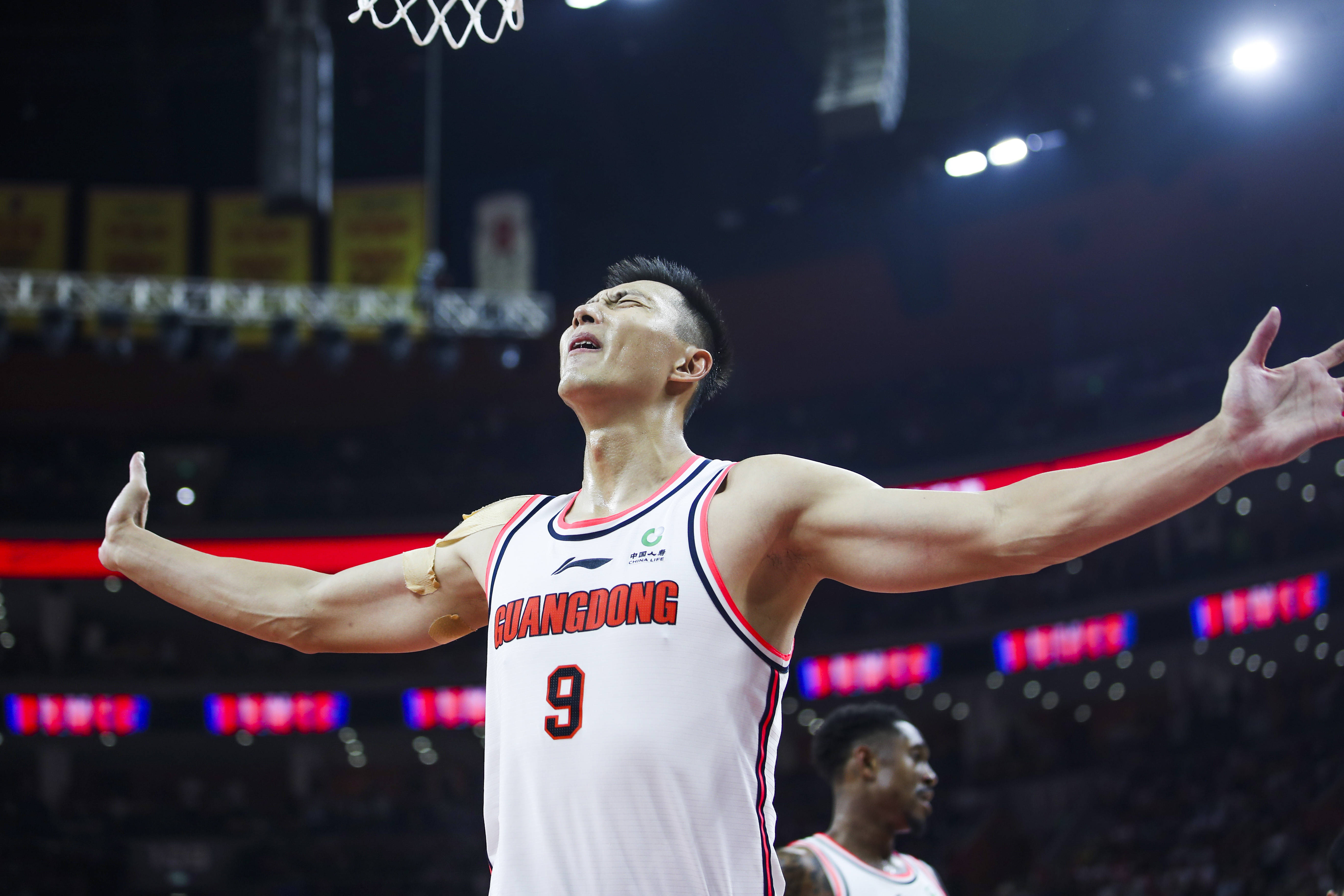 新生如何快速获取同学联系方式？3小时建联200人的高效方法