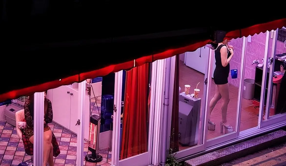 城中村站街女现象：城市化夹缝中的生存映射与伦理挑战