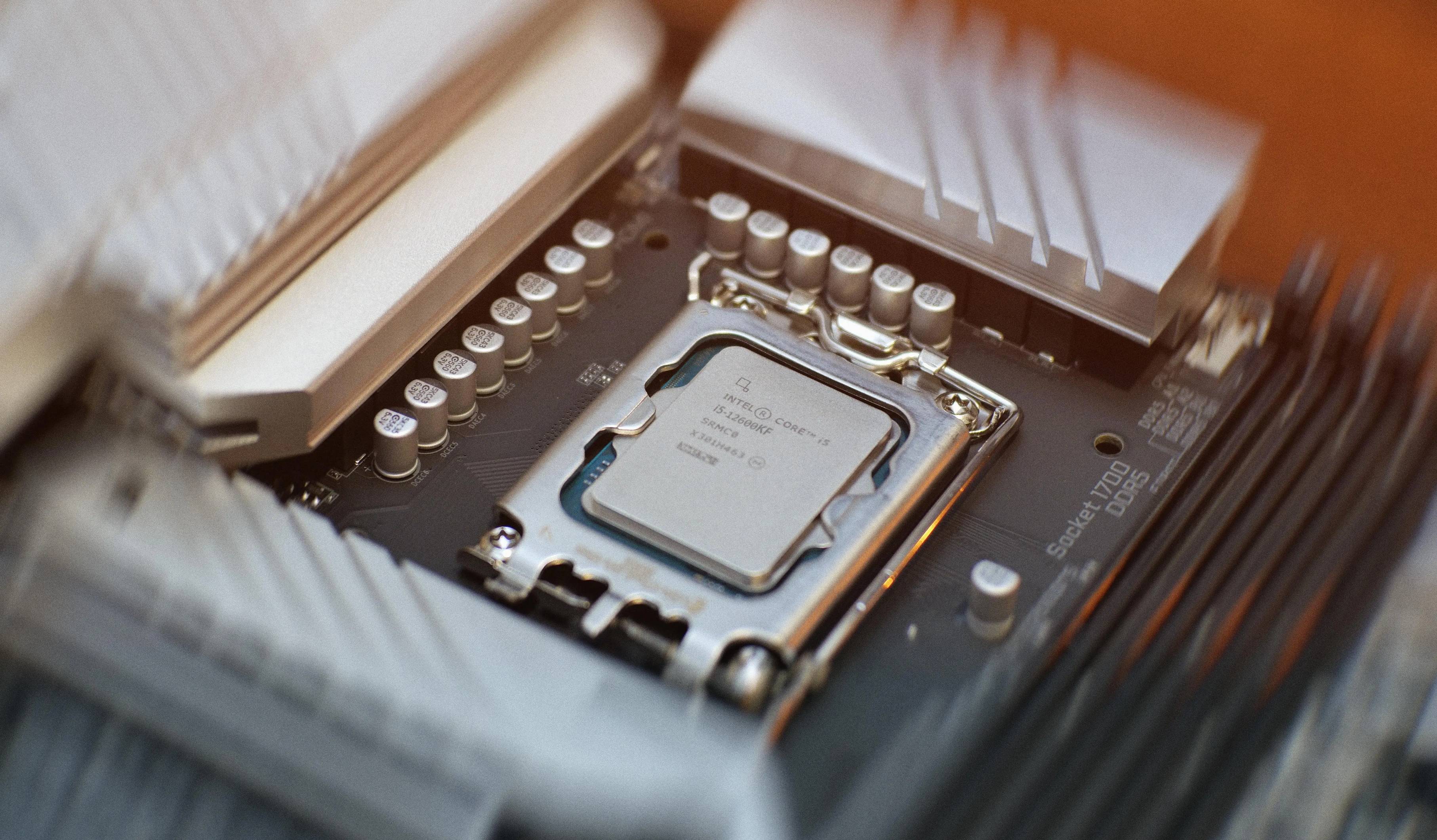 英特尔CPU排行指南 如何挑选合适处理器