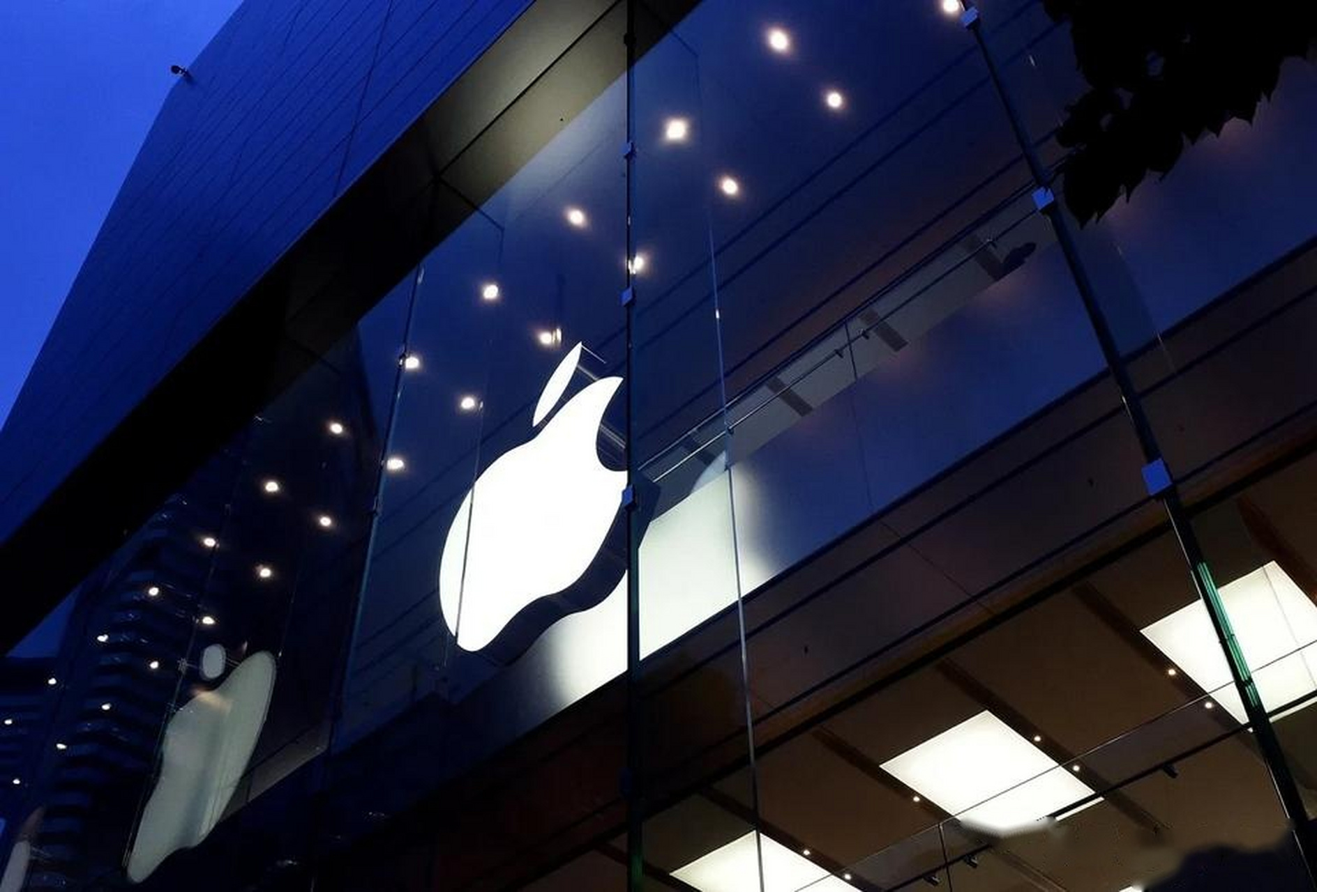 一条龙服务与快餐文化的本质差异：从效率至上到体验为王