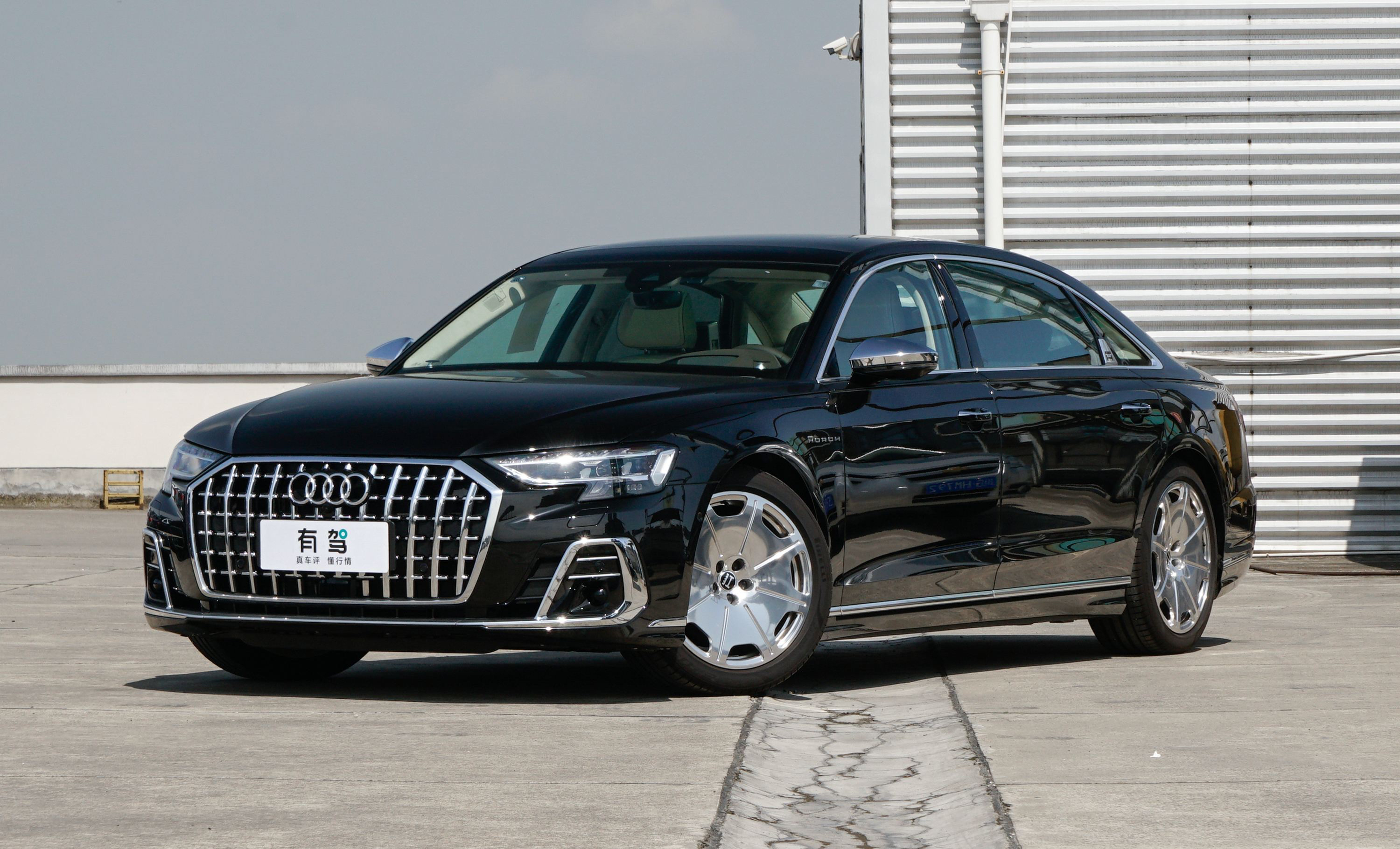 奥迪A8为什么叫穷人车 奥迪A8和A8L有什么区别