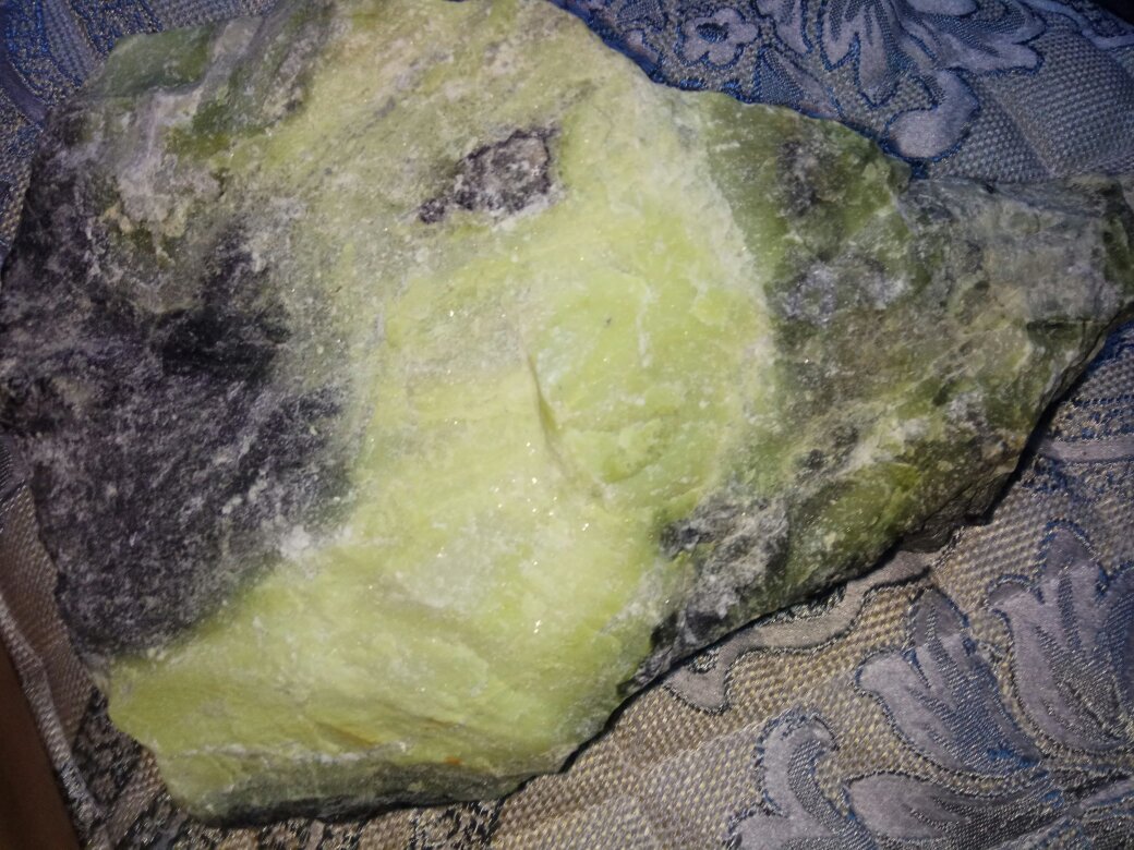 如何看待青田有奇石？...