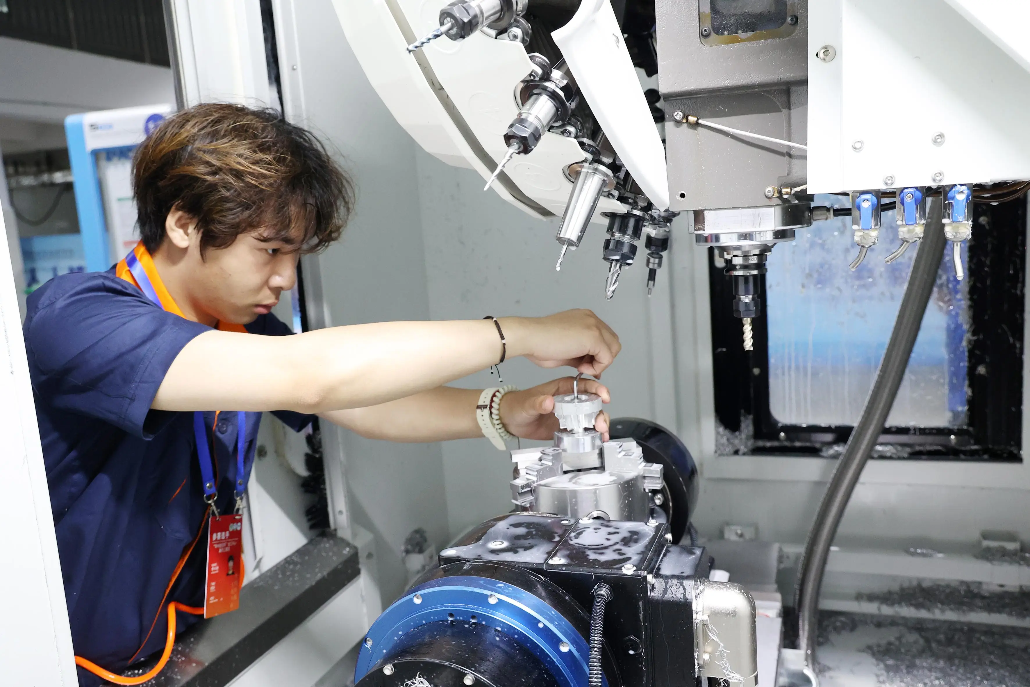 女生如何接私活赚钱的实用指南与专业选择