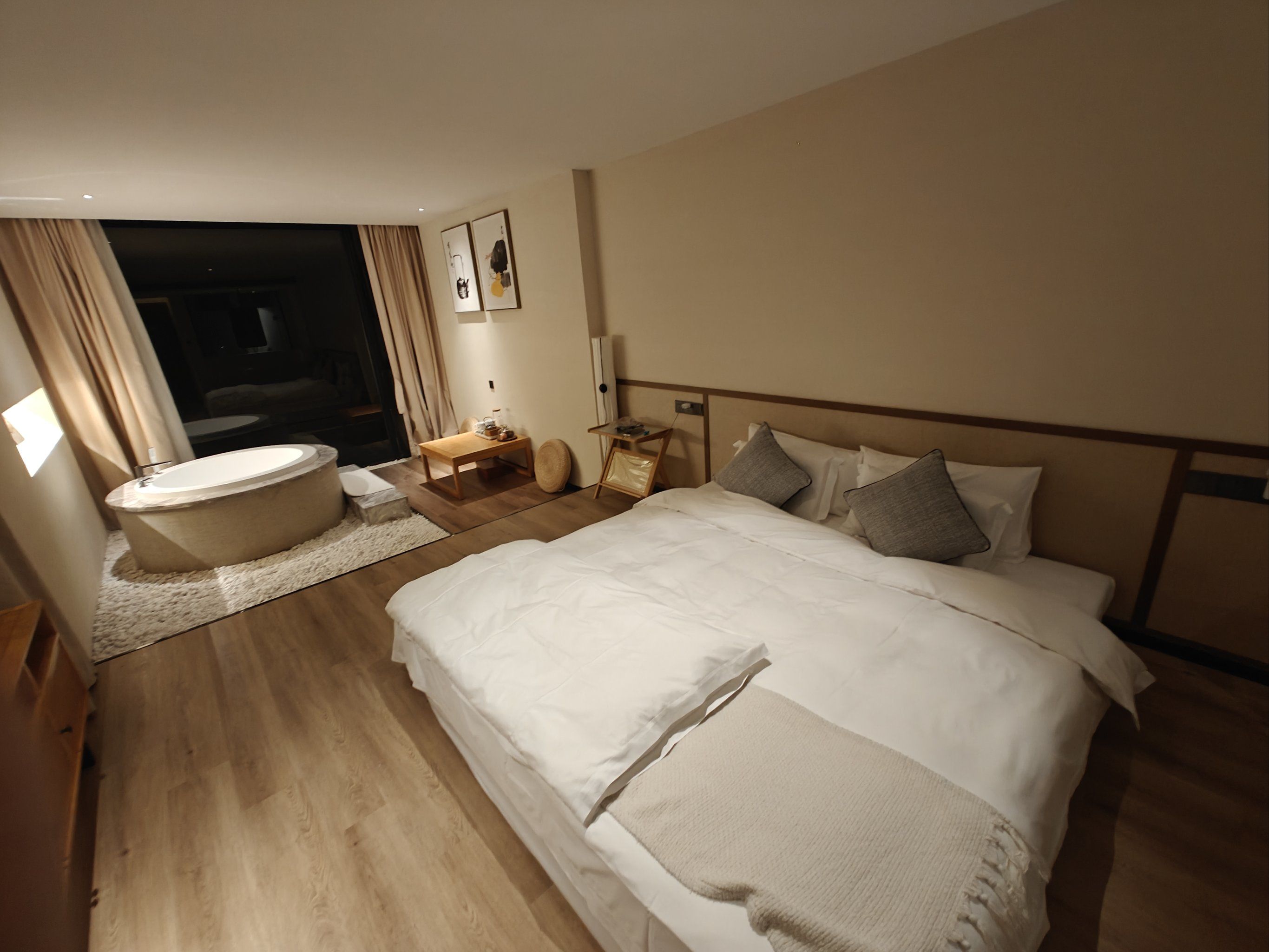 如何安全便捷地联系附近人安排住宿