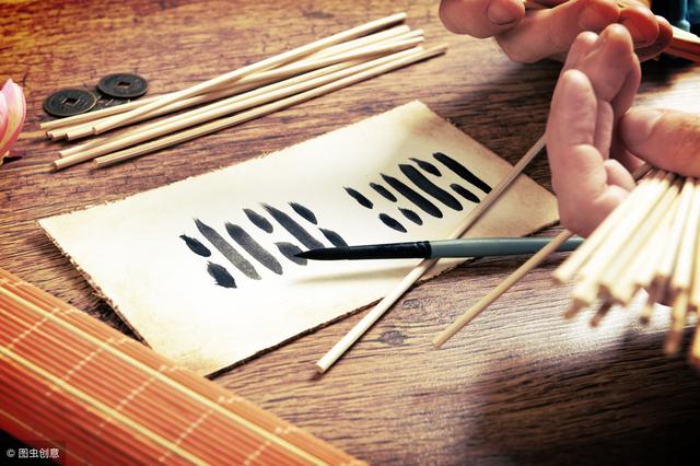 快餐口直300的消费现象解析与蚊香指滑背后的网络文化密码解读