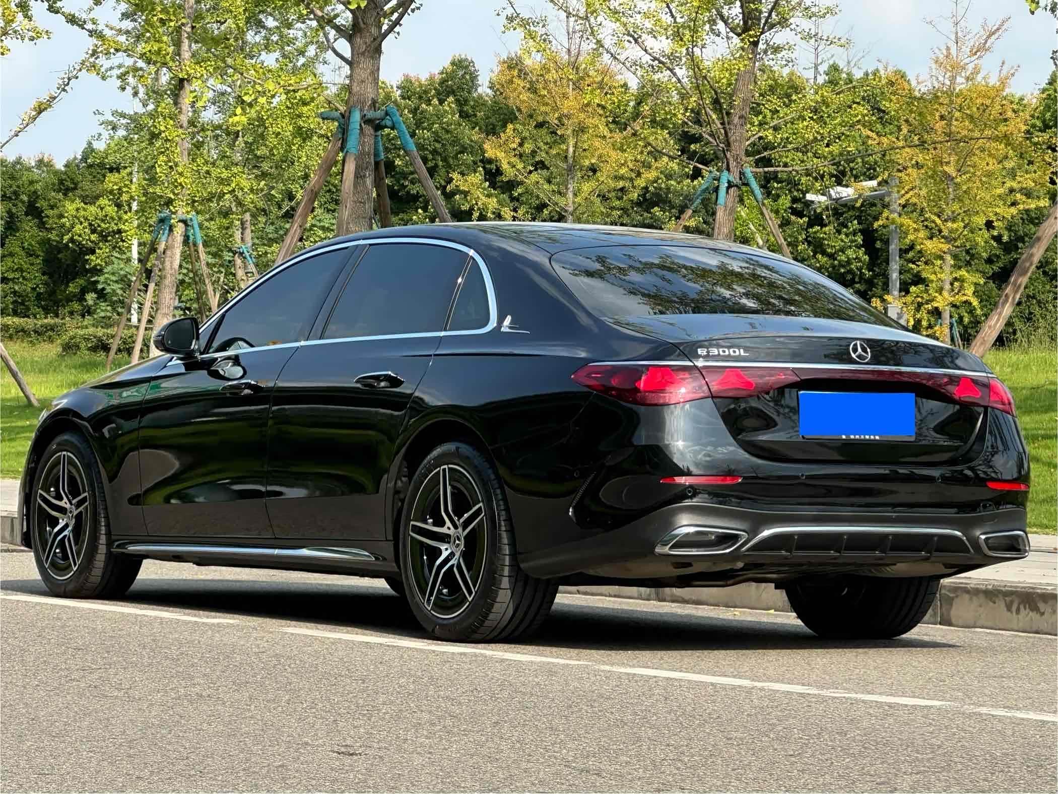奔驰e300l新车报价2021款