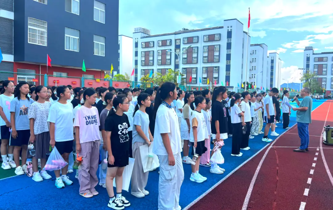 网上怎么找兴趣小组，3个高效技巧与避坑建议