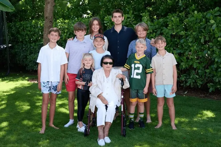 贾里德与伊万卡长成记...