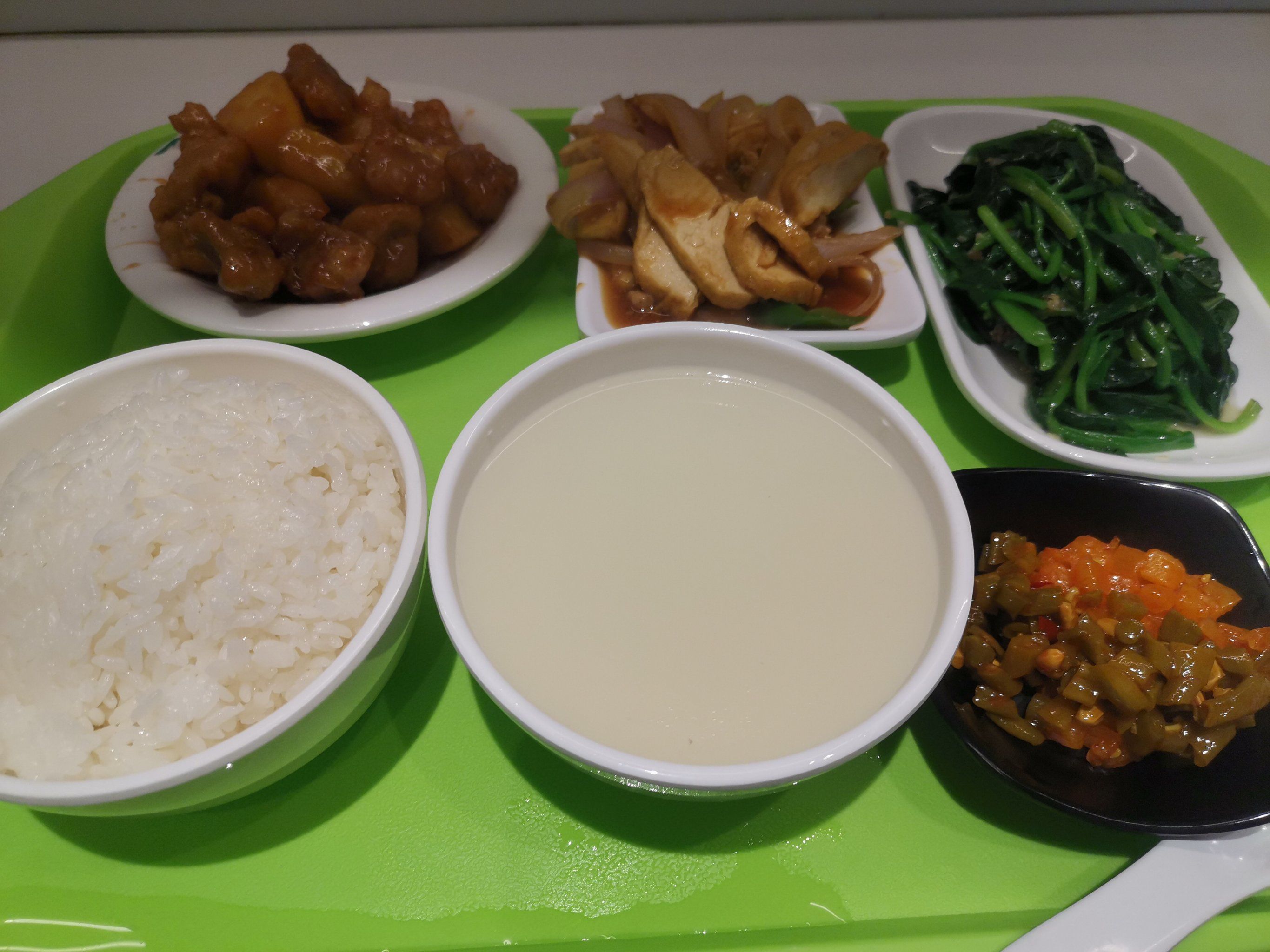 如何用500元4小时快餐不限次数省下80%餐饮成本？_揭秘高性价比用餐方案