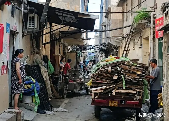 城中村二爷花二百元的生存智慧