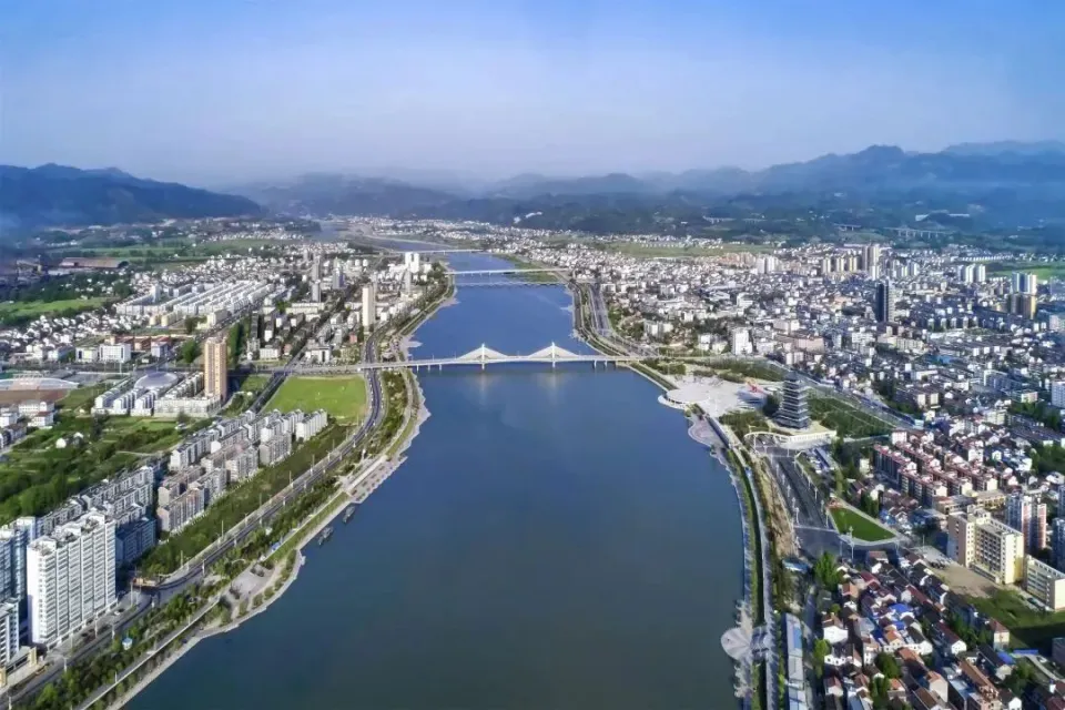 勉县学生如何快速获取实惠快餐？三大避坑攻略帮你省50%餐费