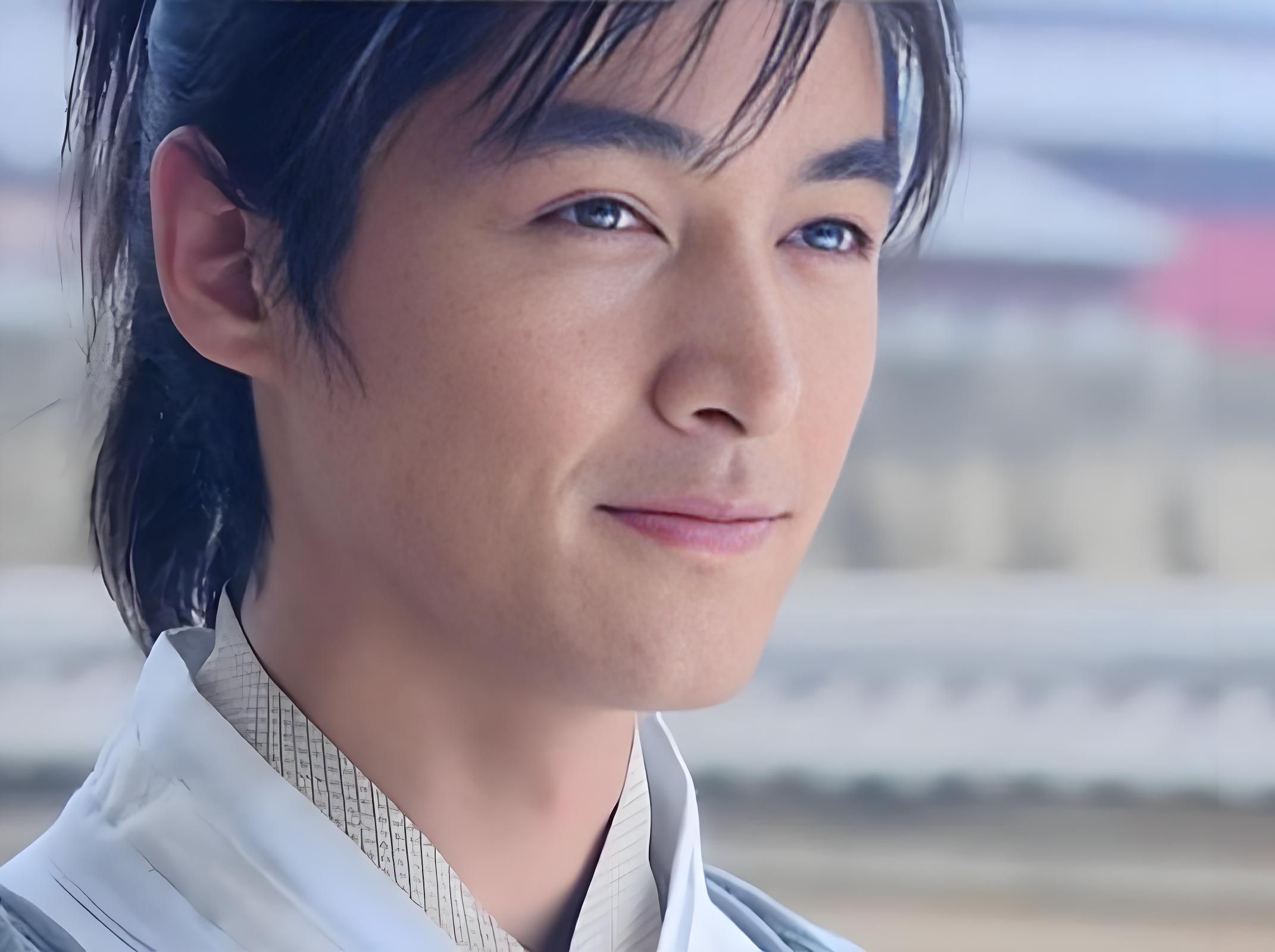 胡歌:透明度99%的红...