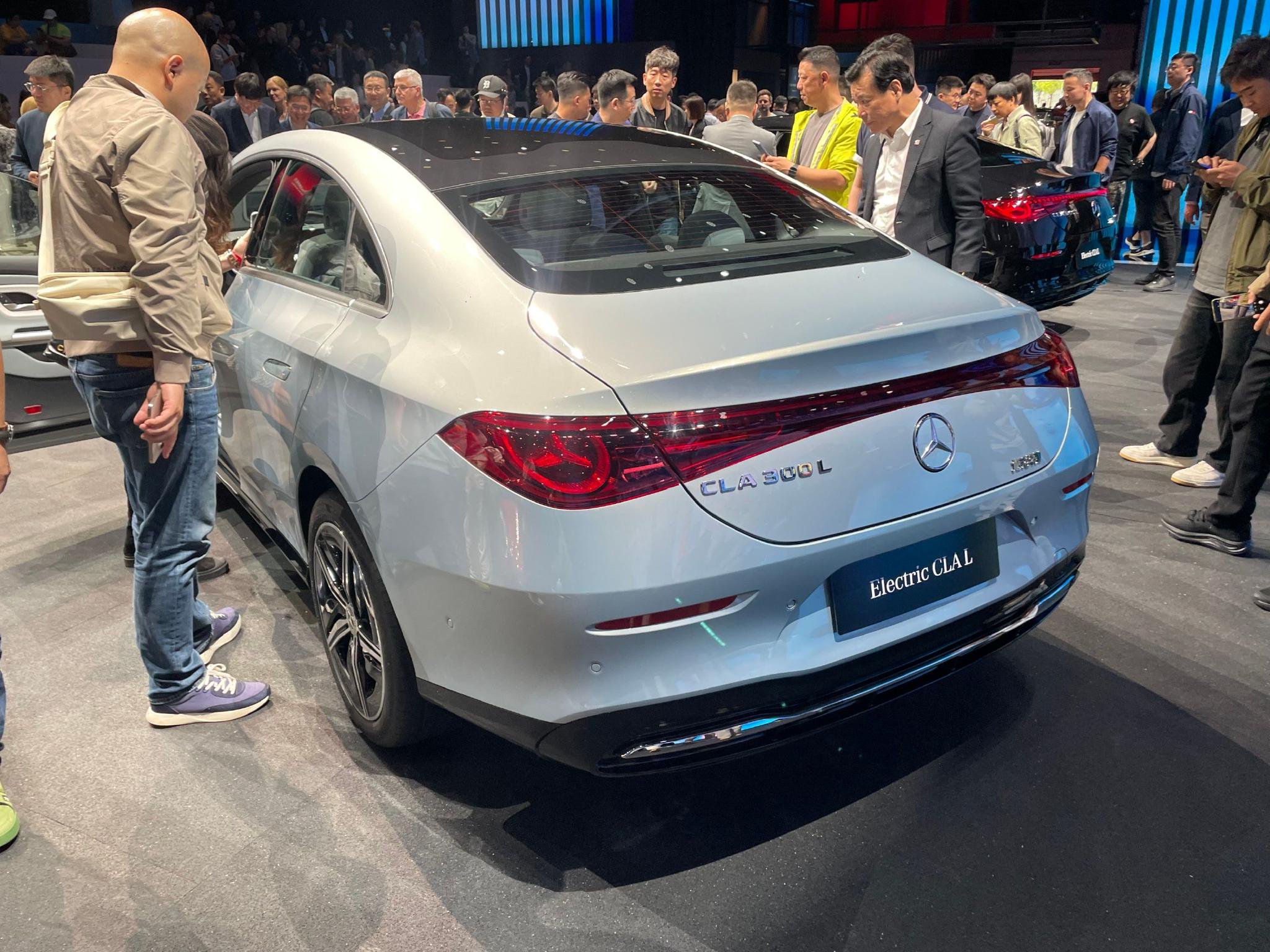 奔驰C200L和CLA怎么选 普通人养得起C200L吗