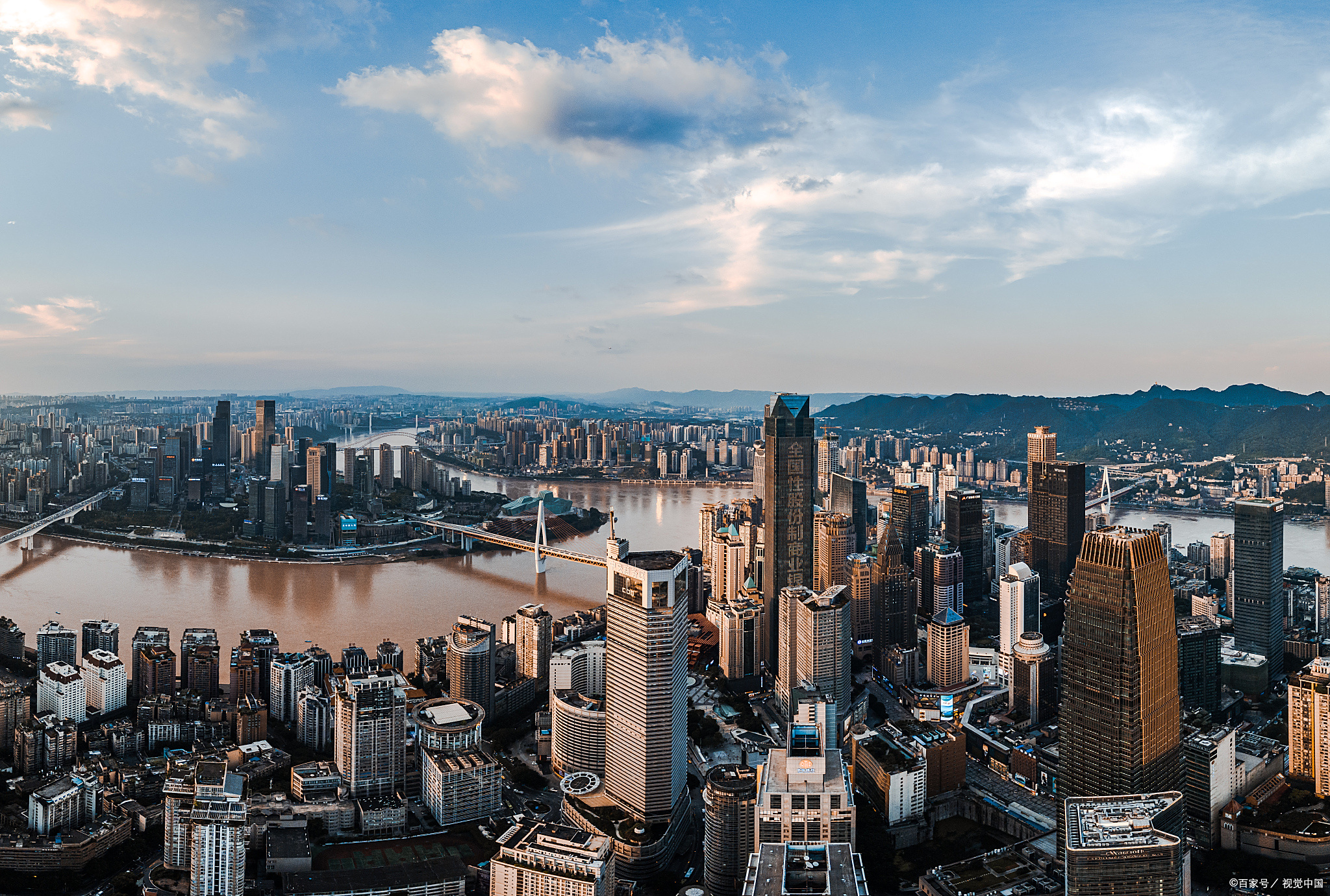 重庆50元爱情一条街探秘:低价约会攻略