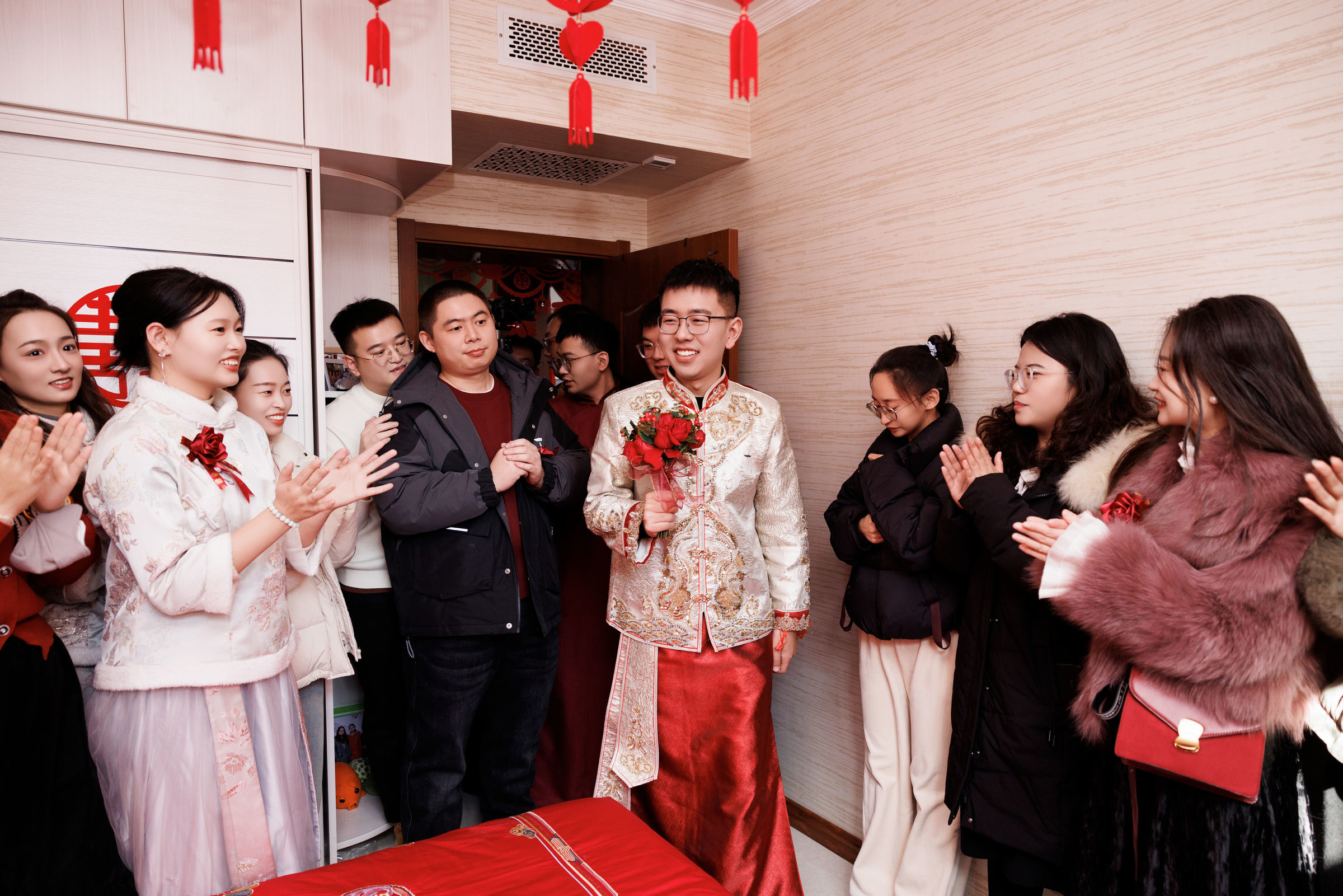 同城约会软件里女方能看到男方在线状态吗？