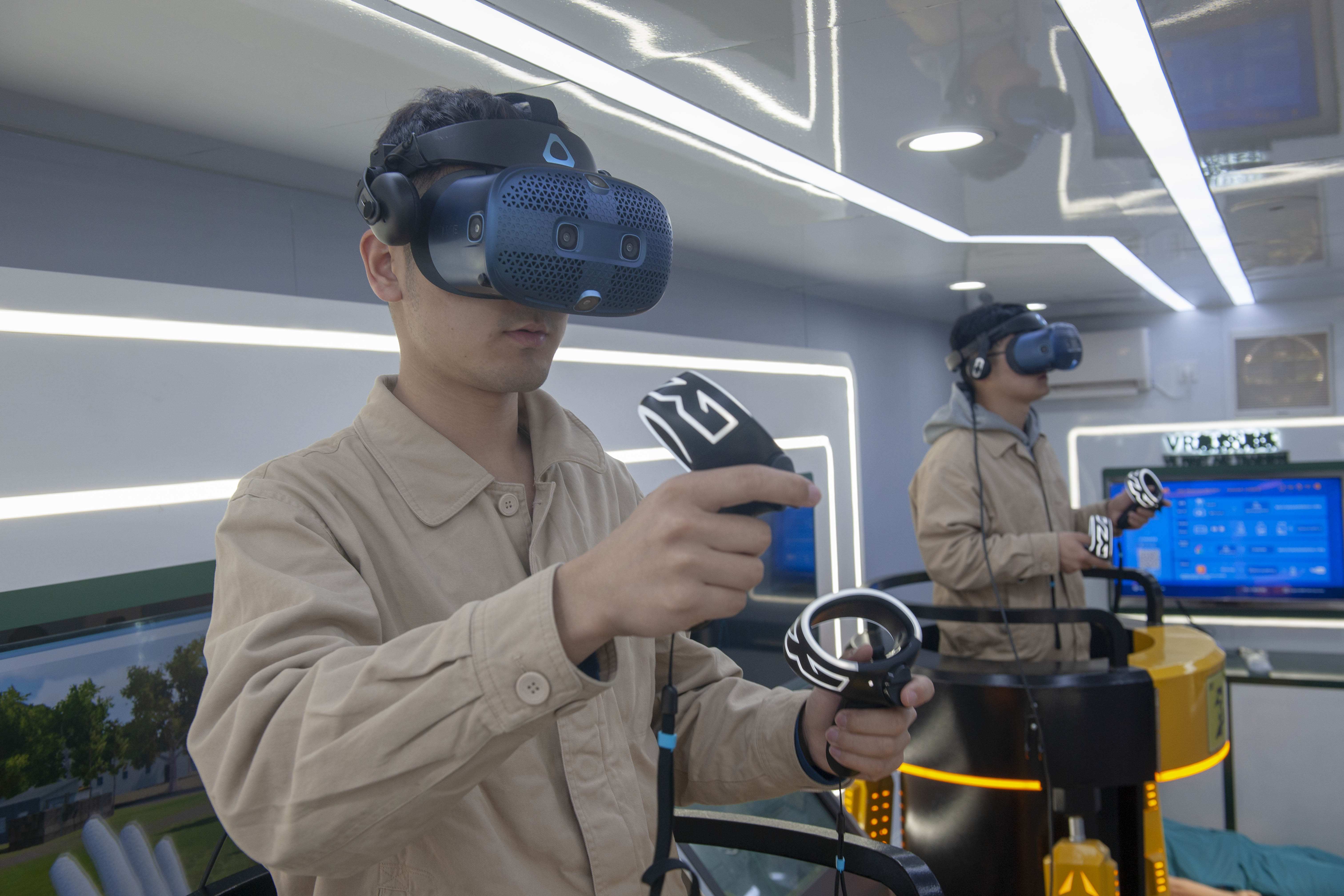 VR全景拍摄怎么做才能让店铺效果更好 保时捷全景影像升级案例分享