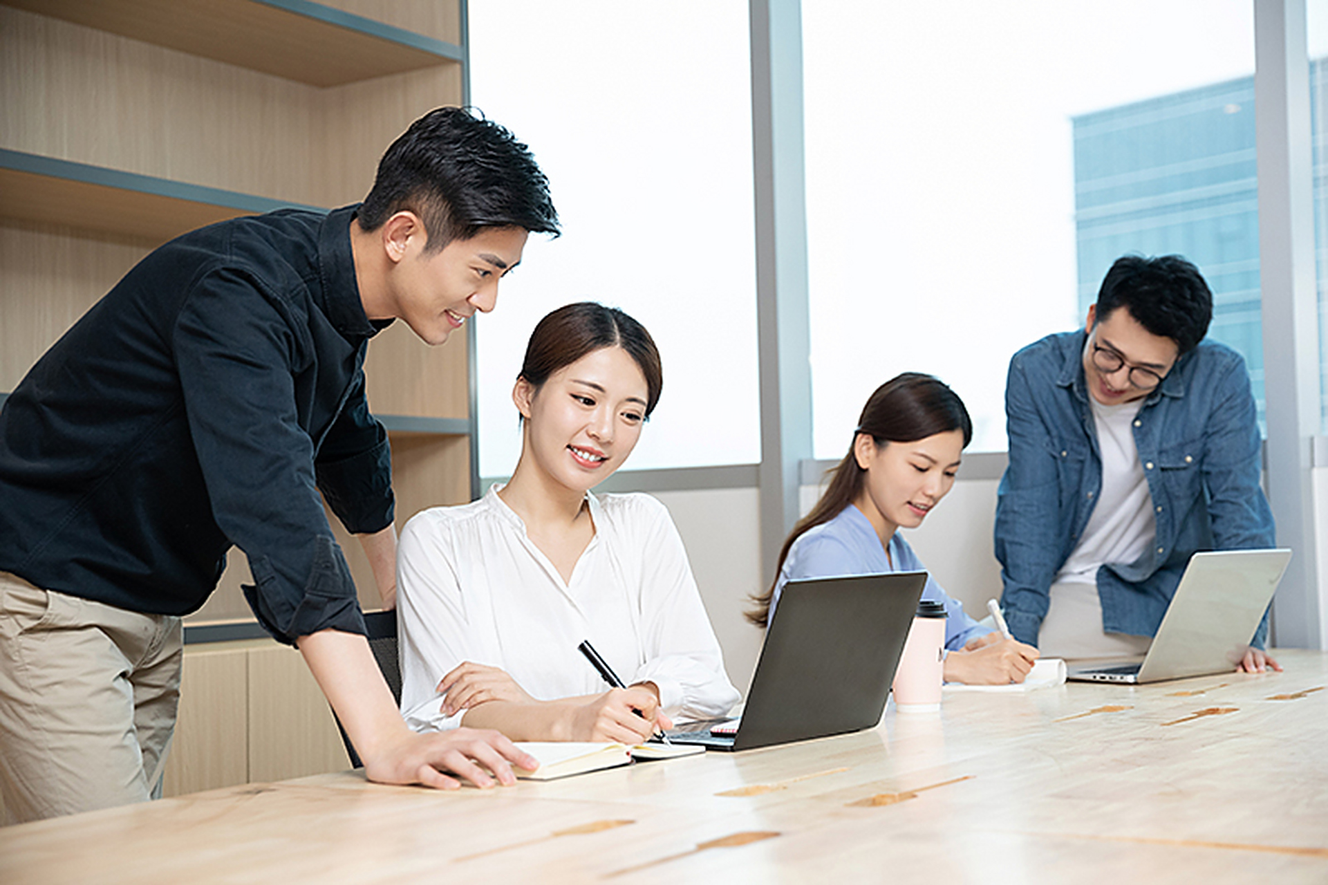 上班族副业什么比较靠谱 在线设计与推广有哪些平台推荐