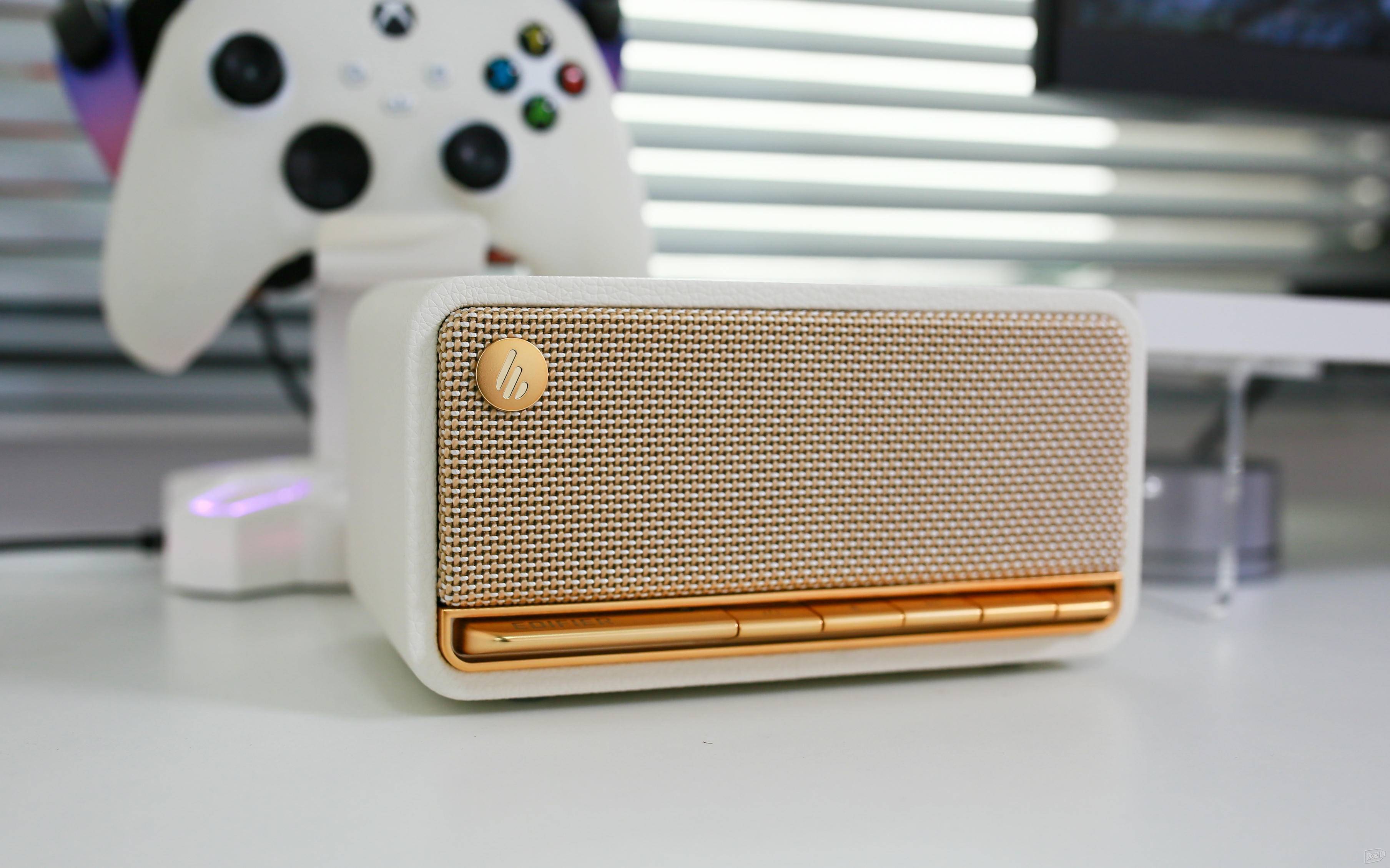 漫步者蓝牙耳机怎么用 双耳模式设置方法