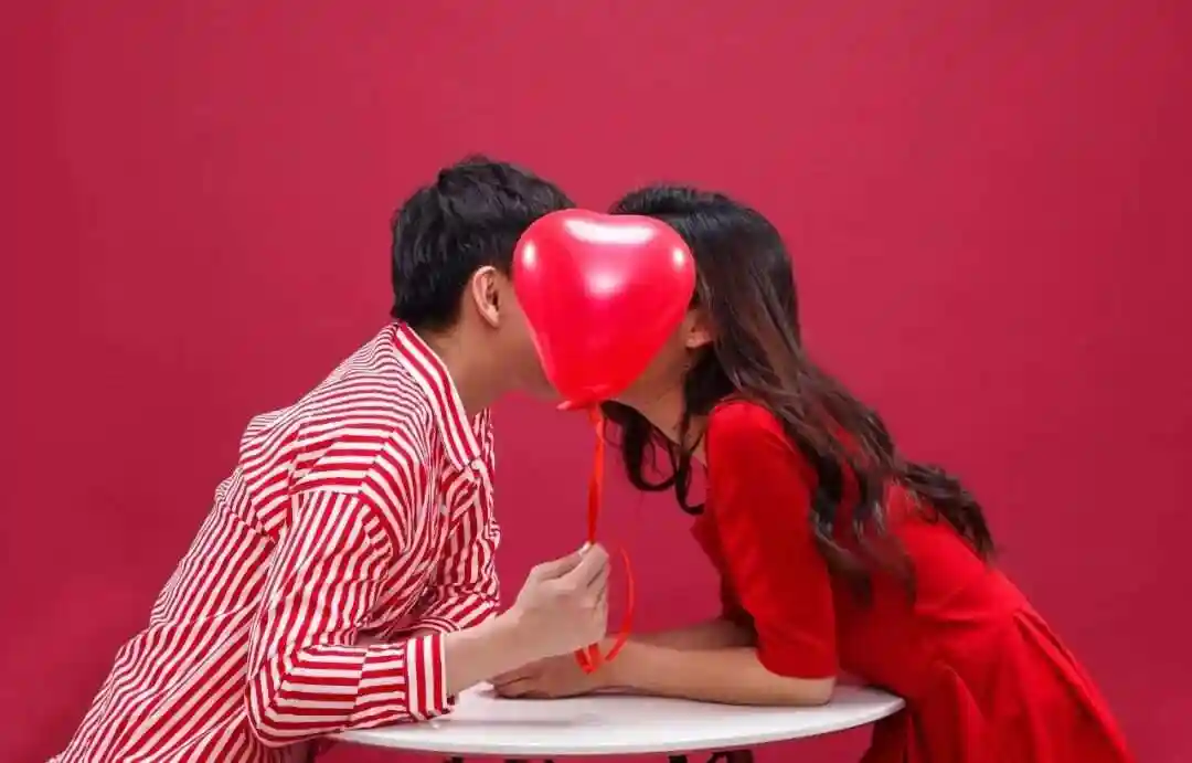 日本女性为什么选择“和自己结婚”？...