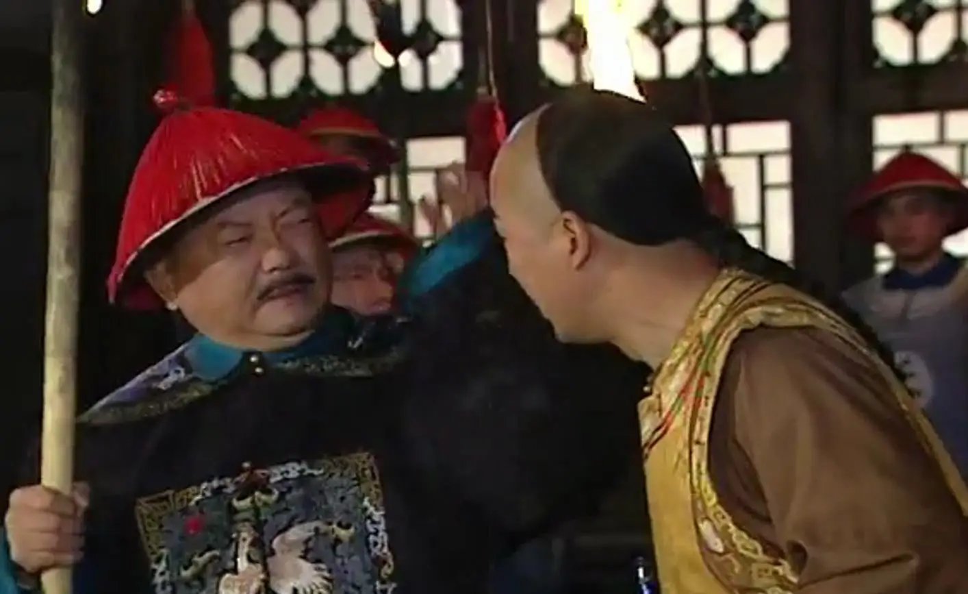 许知远:活着没什么用,死了就不行...