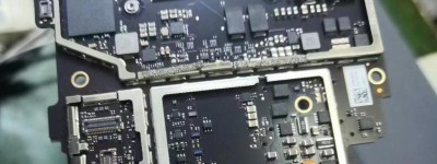 电脑正用着黑屏打不开原因怎么办?